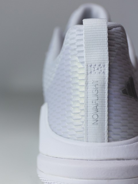 Adidas Inomhussko Novaflight 2